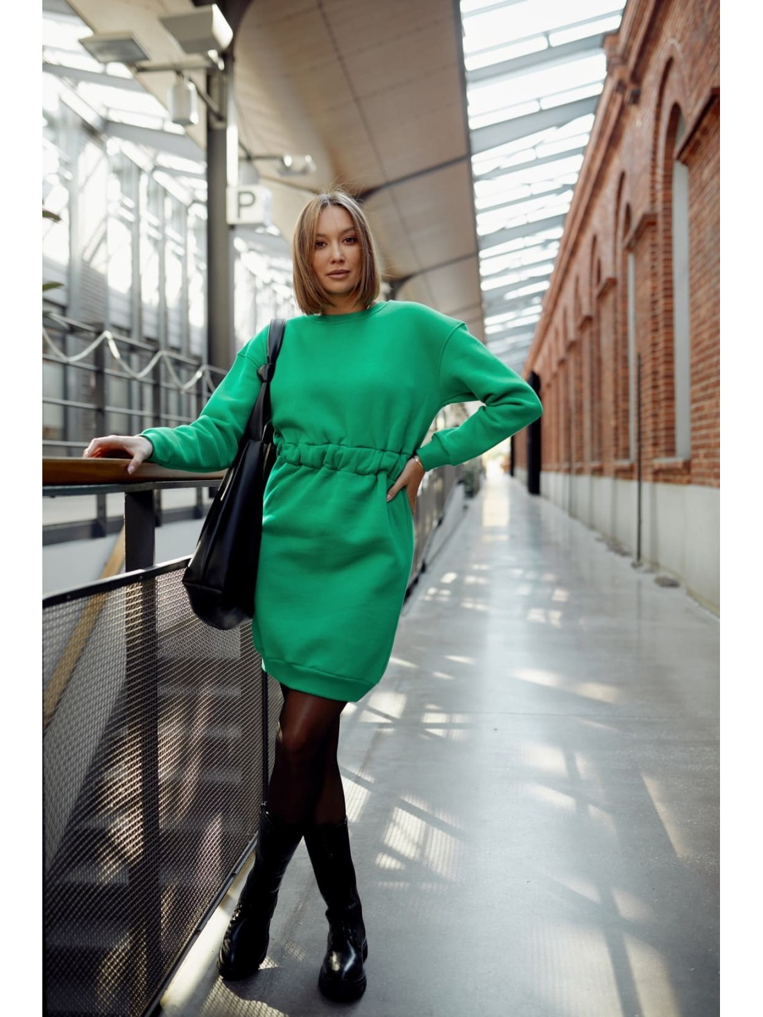 Rochie calda cu decupaj pe spate, verde FI719 - Magazin online - Boutique